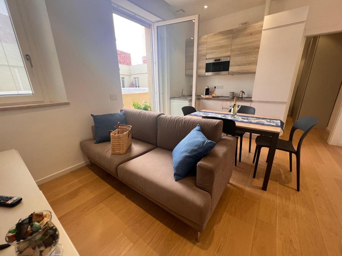 Happy Holiday Apartment Cagliari Exteriör bild